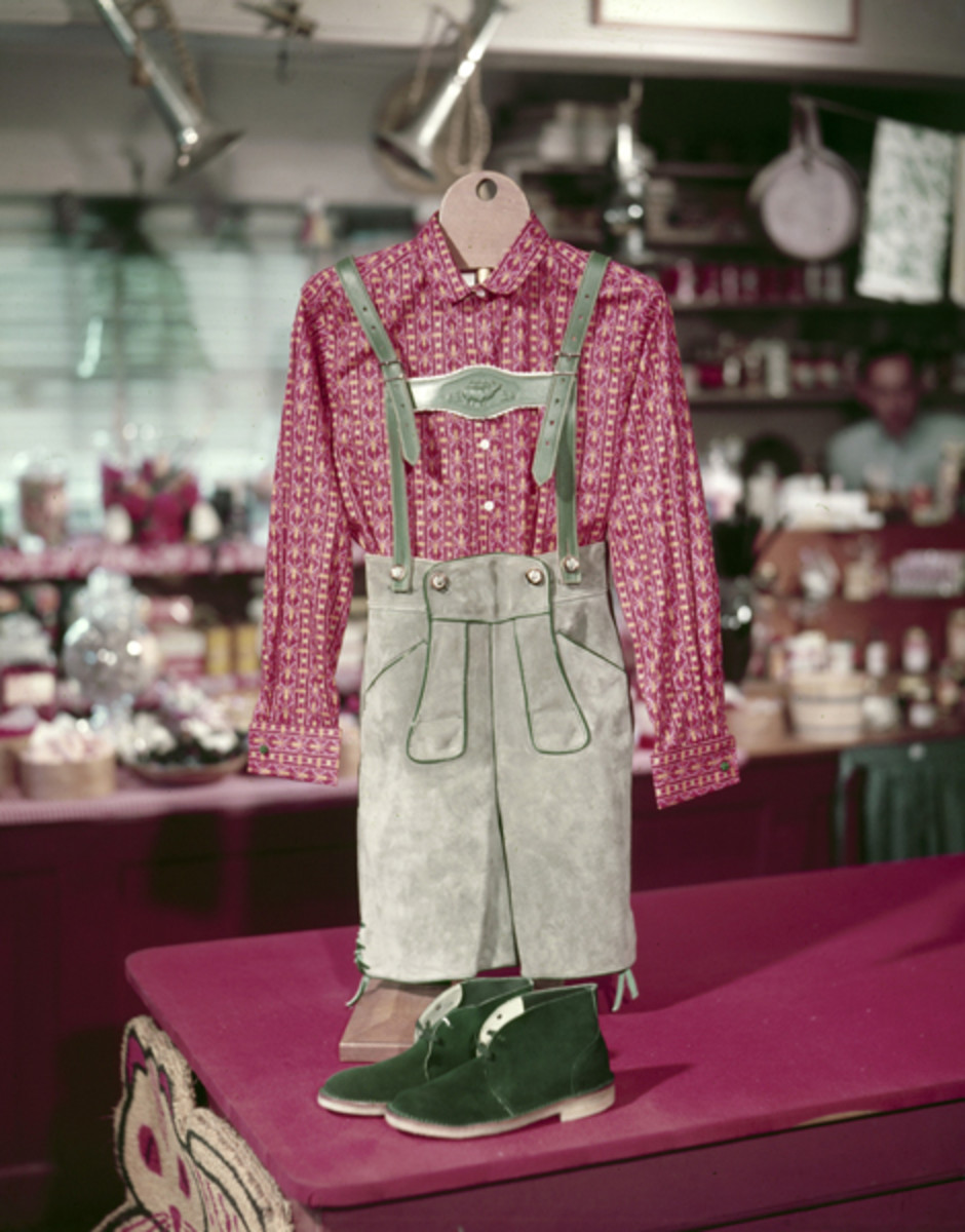 1954-gift-guide9.jpg